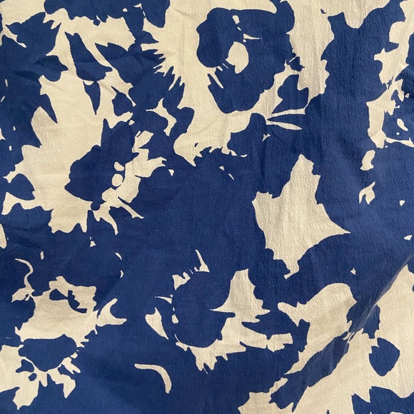 Stretch Cotton Cutout Mini Dress with side cutouts and abstract blue floral - Picture 13 of 15